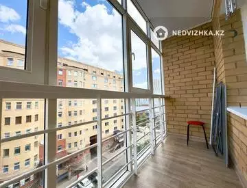 2-комнатная квартира, этаж 7 из 9, 63 м², миниатюра 5