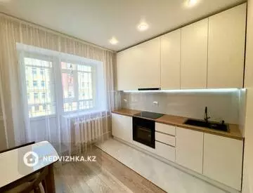 2-комнатная квартира, этаж 7 из 9, 63 м², миниатюра 4