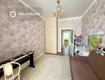 4-комнатная квартира, этаж 8 из 10, 115 м², миниатюра 9