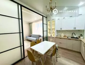 4-комнатная квартира, этаж 8 из 10, 115 м², миниатюра 3