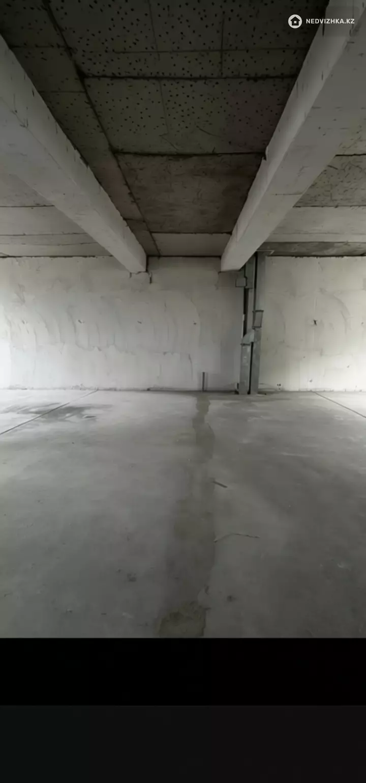 4-комнатная квартира, этаж 4 из 10, 100 м², фотография 4