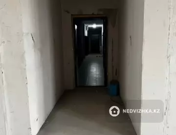 4-комнатная квартира, этаж 4 из 10, 100 м², миниатюра 7