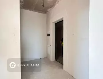 3-комнатная квартира, этаж 8 из 8, 63 м², миниатюра 9