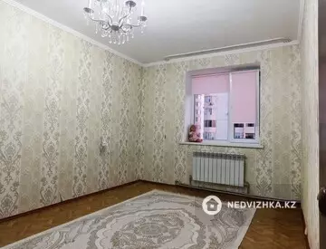 4-комнатная квартира, этаж 5 из 5, 126 м²