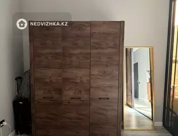 1-комнатная квартира, этаж 10 из 13, 41 м²