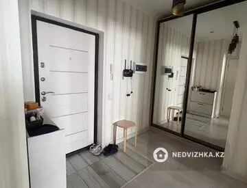 1-комнатная квартира, этаж 12 из 13, 43 м², миниатюра 8