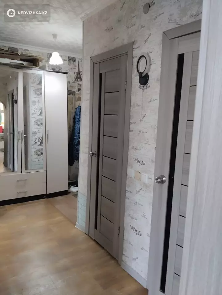 2-комнатная квартира, этаж 1 из 2, 48 м², 2-фотосурет