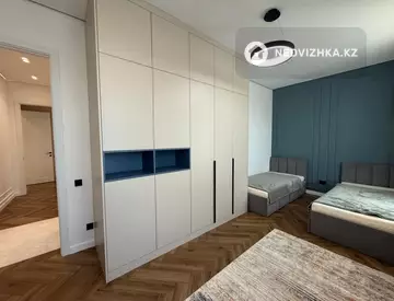 4-бөлмелі пәтер, қабат 8 барлық қабат саны 12, 113 м², 3-нобай