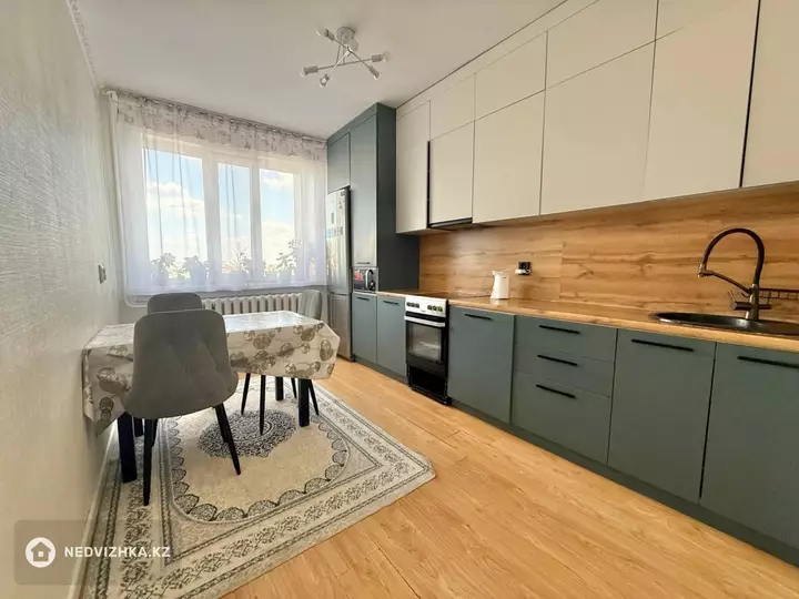 2-комнатная квартира, этаж 6 из 12, 65 м², фотография 3