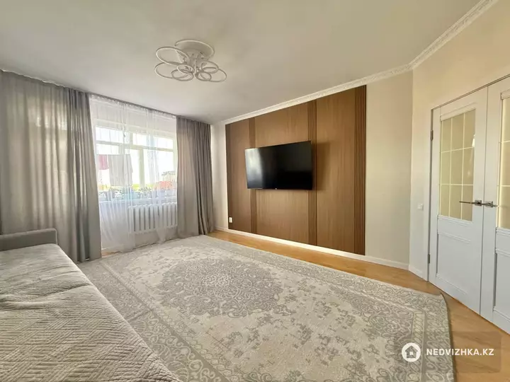2-комнатная квартира, этаж 6 из 12, 65 м², фотография 5