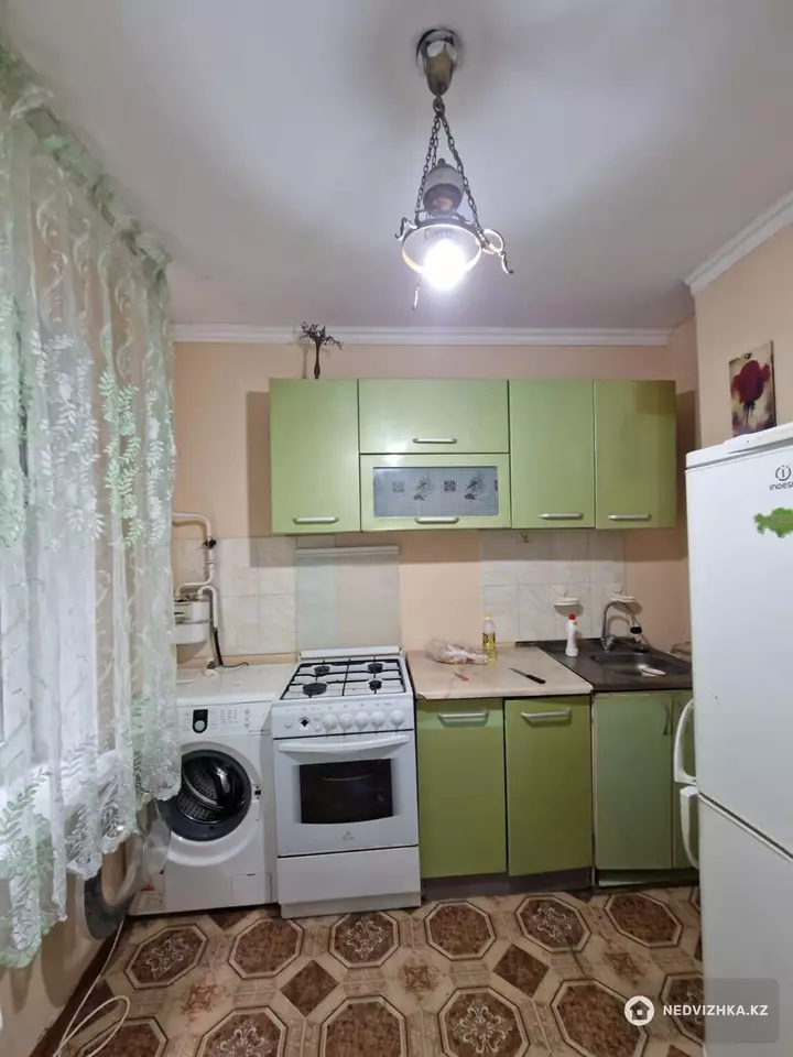 1-комнатная квартира, этаж 1 из 5, 36 м², фотография 4