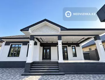 6-комнатный дом, 7 соток, 240 м²