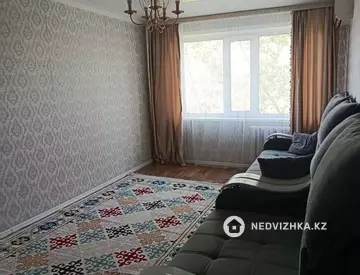 2-комнатная квартира, этаж 4 из 5, 48 м²
