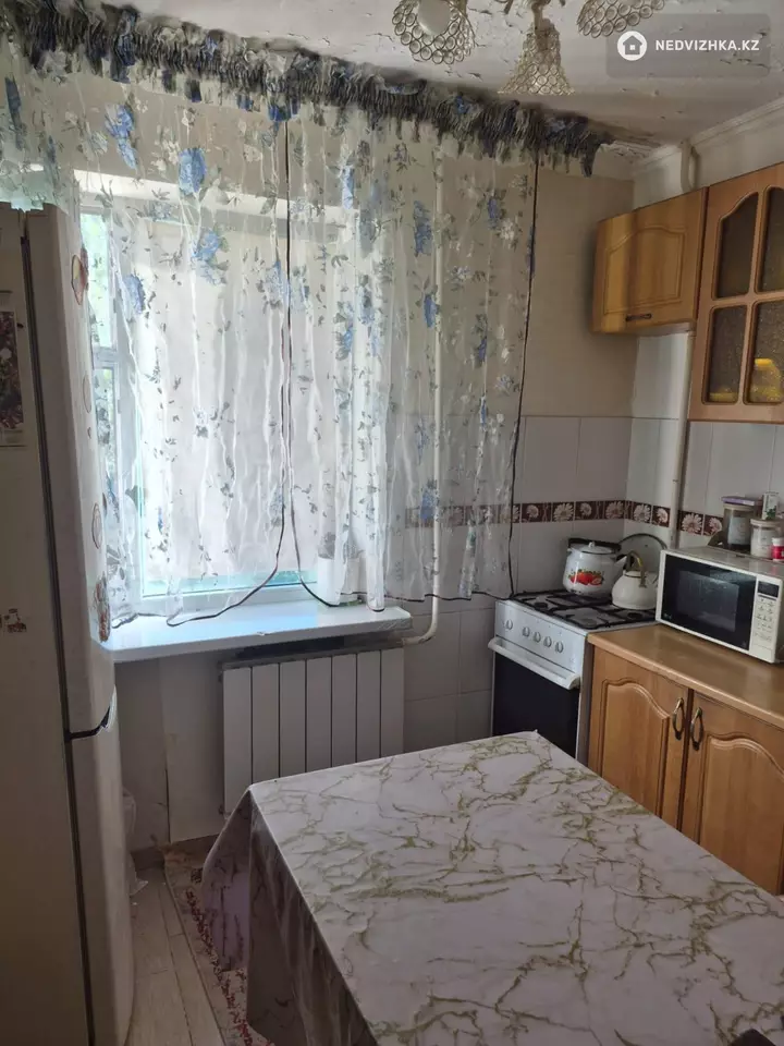 1-комнатная квартира, этаж 4 из 5, 34 м²