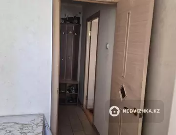 1-комнатная квартира, этаж 4 из 5, 34 м², миниатюра 2