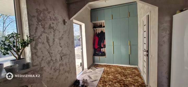 4-комнатный дуплекс, 8 соток, 200 м², фотография 2