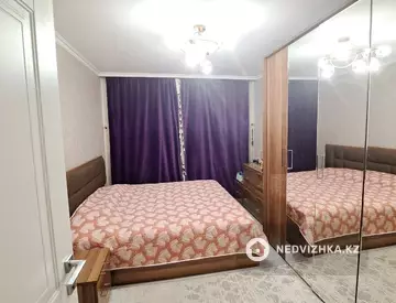 3-комнатная квартира, этаж 1 из 5, 61 м², миниатюра 1