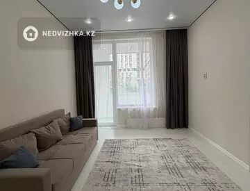 2-комнатная квартира, этаж 3 из 8, 73 м², миниатюра 1