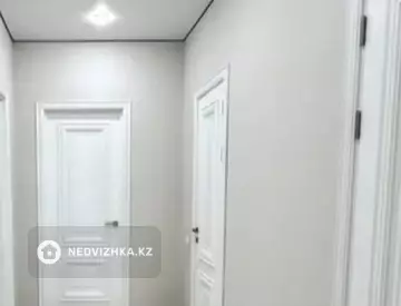 2-комнатная квартира, этаж 3 из 8, 73 м², миниатюра 5