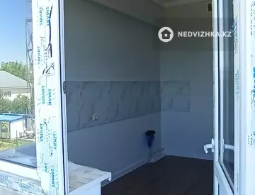 2-комнатная квартира, этаж 2 из 6, 75 м², На длительный срок