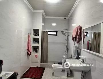 6-комнатный дом, 10 соток, 208 м²