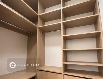 2-комнатная квартира, этаж 5 из 8, 67 м², миниатюра 12