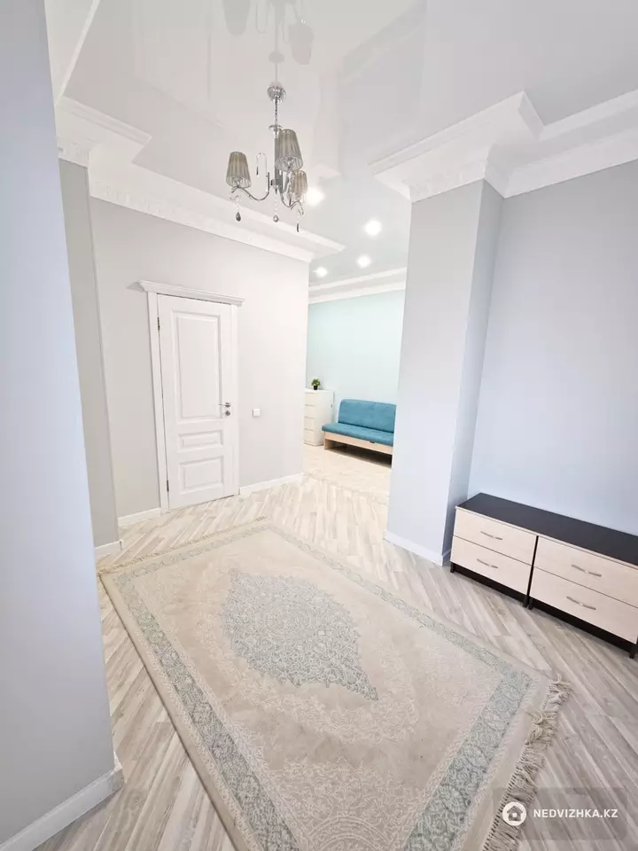 3-комнатная квартира, этаж 9 из 23, 116 м², фотография 3