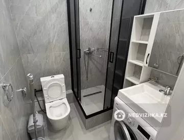 1-комнатная квартира, этаж 2 из 12, 27 м²