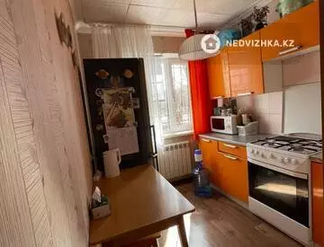 3-комнатная квартира, этаж 1 из 5, 61 м²