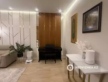 4-комнатная квартира, этаж 3 из 9, 132 м²