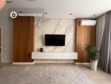 4-комнатная квартира, этаж 3 из 9, 132 м²