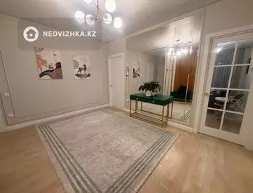 4-комнатная квартира, этаж 3 из 9, 132 м²