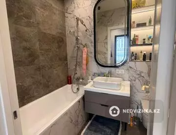 4-комнатная квартира, этаж 3 из 9, 132 м², миниатюра 11