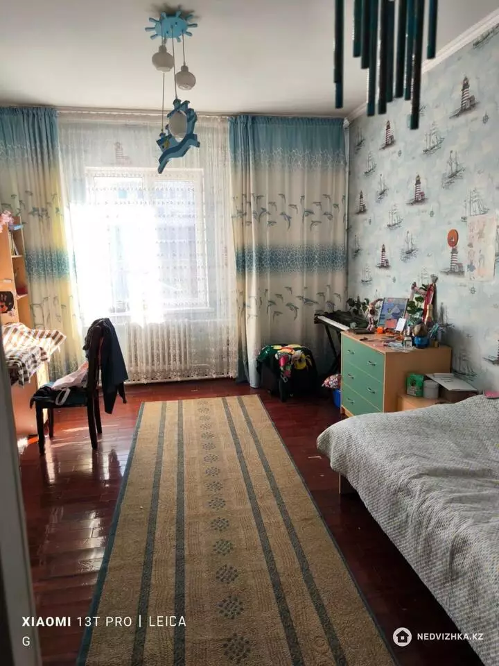 5-комнатный дом, 10 соток, 280 м², фотография 5