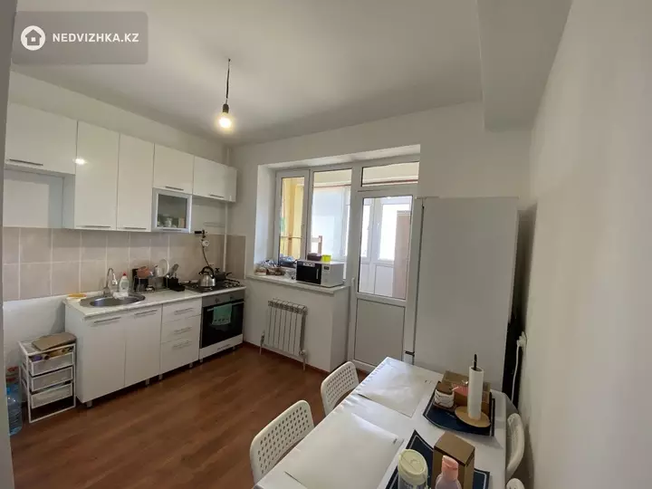 2-комнатная квартира, этаж 5 из 9, 62 м², фотография 2