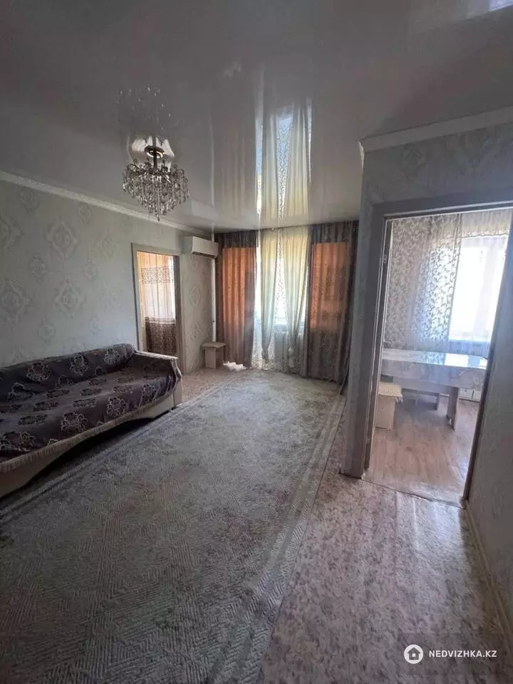 2-комнатная квартира, этаж 4 из 5, 47 м², На длительный срок, фотография 2