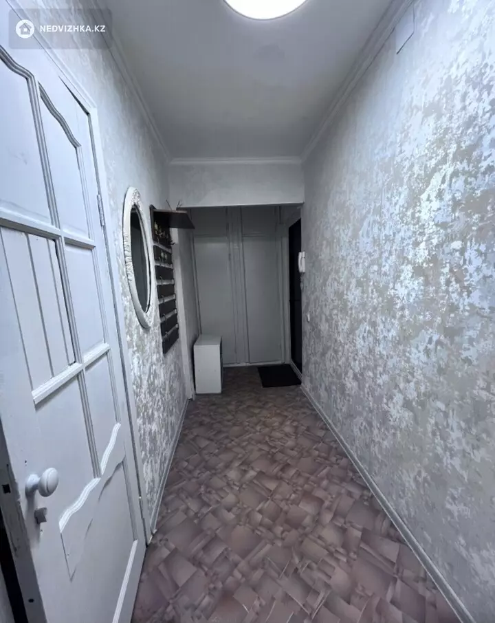 2-комнатная квартира, этаж 2 из 3, 52 м², На длительный срок, фотография 4
