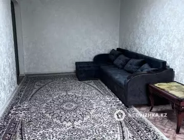 2-комнатная квартира, этаж 2 из 3, 52 м², На длительный срок