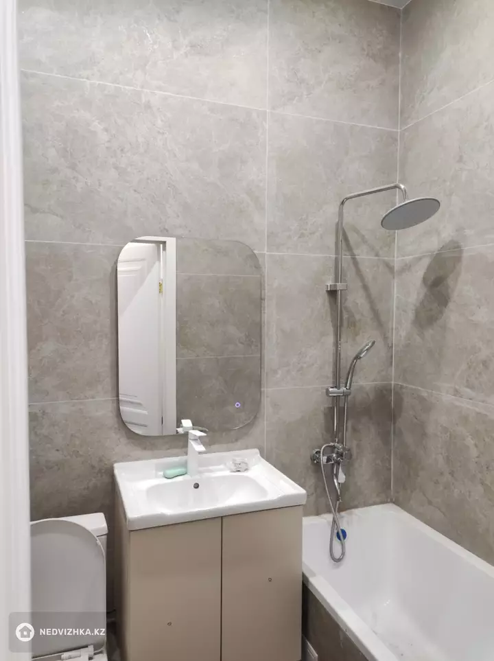 1-комнатная квартира, этаж 8 из 13, 27 м², На длительный срок, фотография 4