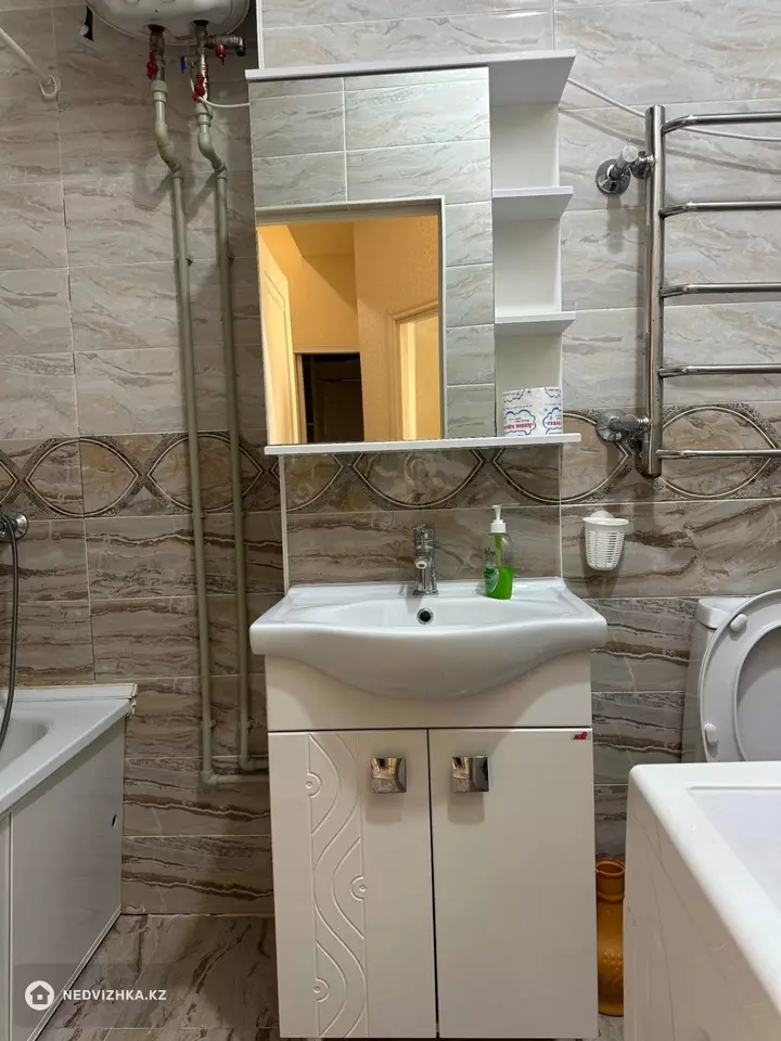 2-комнатная квартира, этаж 6 из 12, 45 м², Посуточно, фотография 5