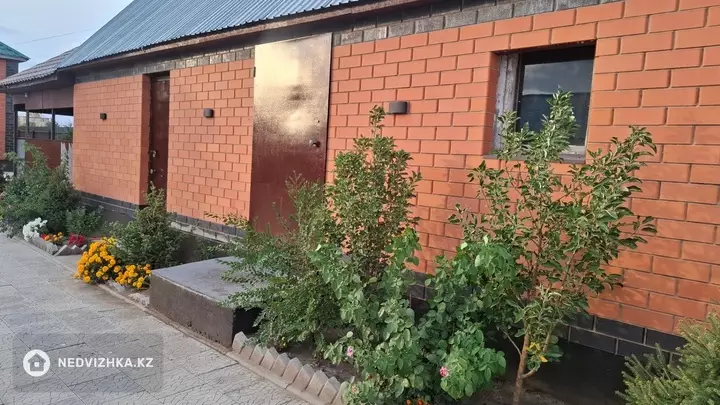 4-бөлмелі үй, 10 соттық, 130 м², 2-фотосурет