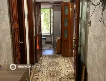 2-комнатная квартира, этаж 4 из 4, 44 м²