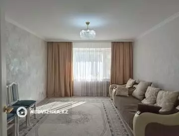 3-комнатная квартира, этаж 3 из 10, 86 м², На длительный срок