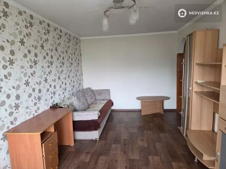 2-комнатная квартира, этаж 5 из 5, 43 м², фотография 2