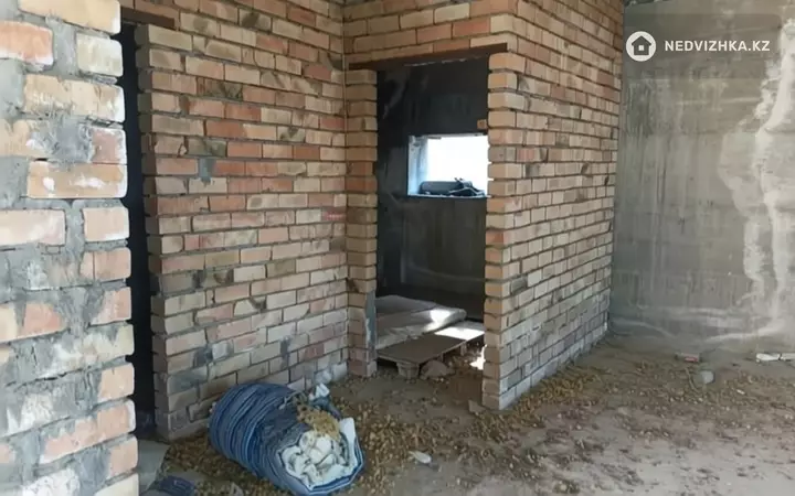4-бөлмелі үй, 10 соттық, 252 м², 2-фотосурет