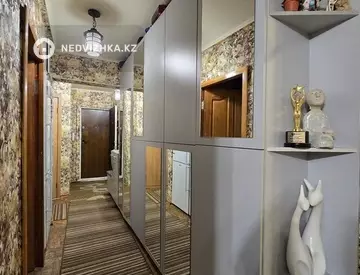 3-комнатная квартира, этаж 2 из 5, 57 м², миниатюра 1
