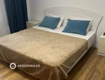 1-комнатная квартира, этаж 7 из 9, 40 м², На длительный срок