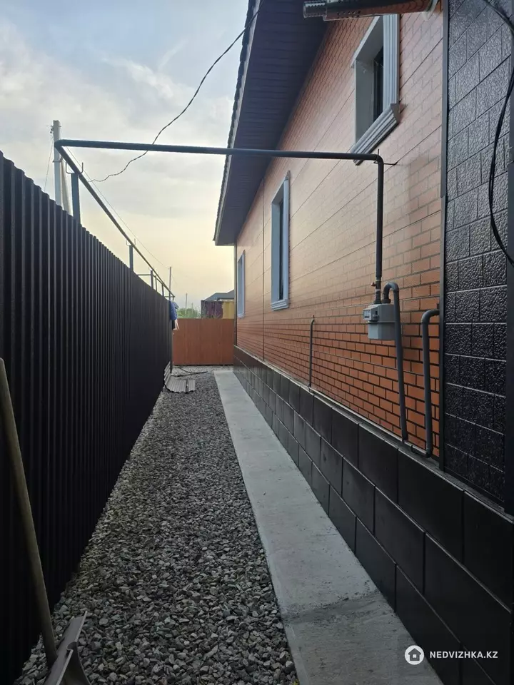 4-комнатный дом, 4 соток, 110 м², фотография 4