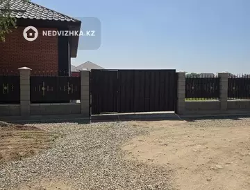 4-комнатный дом, 4 соток, 110 м², миниатюра 3