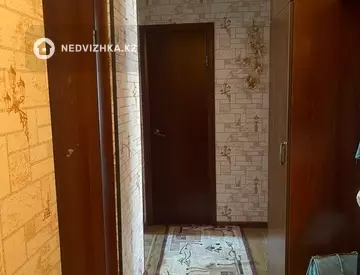 2-комнатная квартира, этаж 4 из 5, 50 м²
